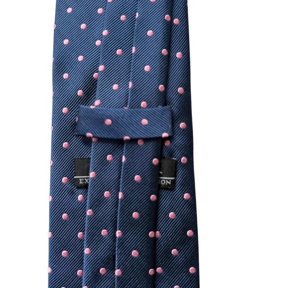 JOS. A. BANK Executive Collection‎ 100% Silk Navy Blue and Pink Polka Dot Tie